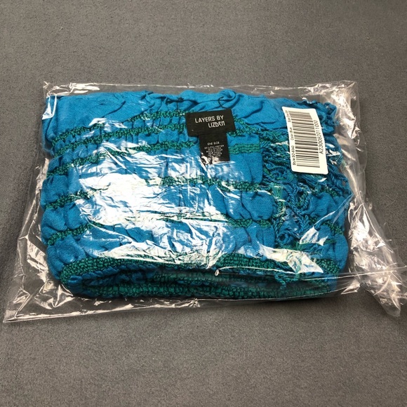 Blue Ruffle Fringe Scarf Large Wrap NWT QVC - Picture 6 of 8